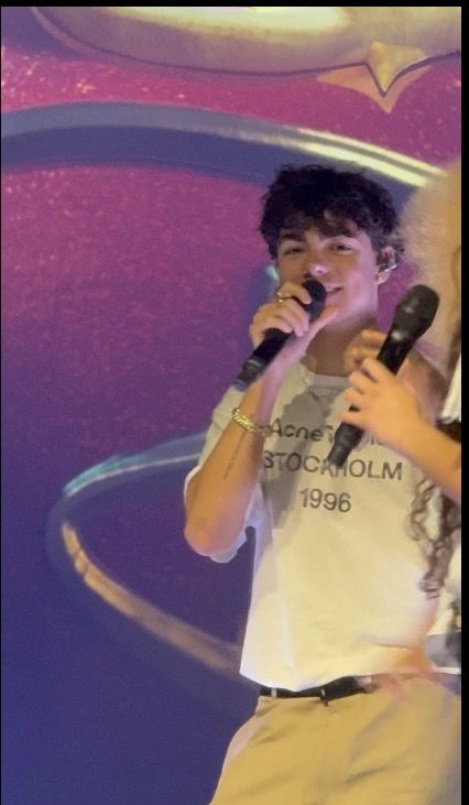 Foto de un curso de  Cantante en Escenario en Vivo