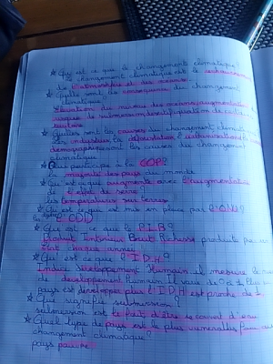 Photo d'un cours de  Changement climatique et développement humain