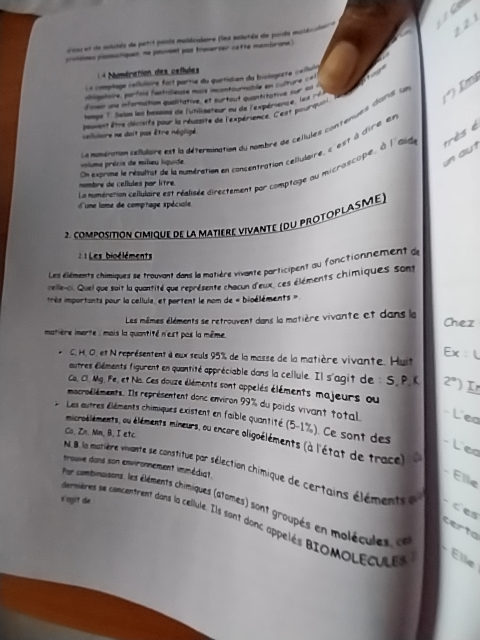 Photo d'un cours de  Composition chimique de la cellule