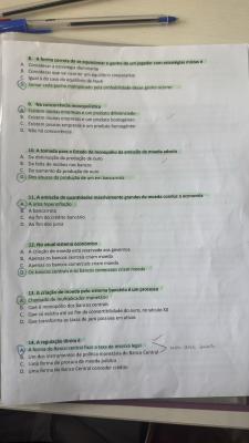 Photo d'un cours de  Concepts Économiques et Monétaires