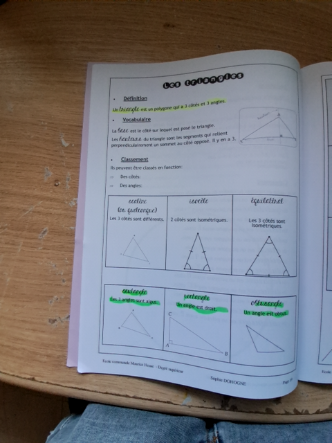 Photo d'un cours de  Cours sur les triangles