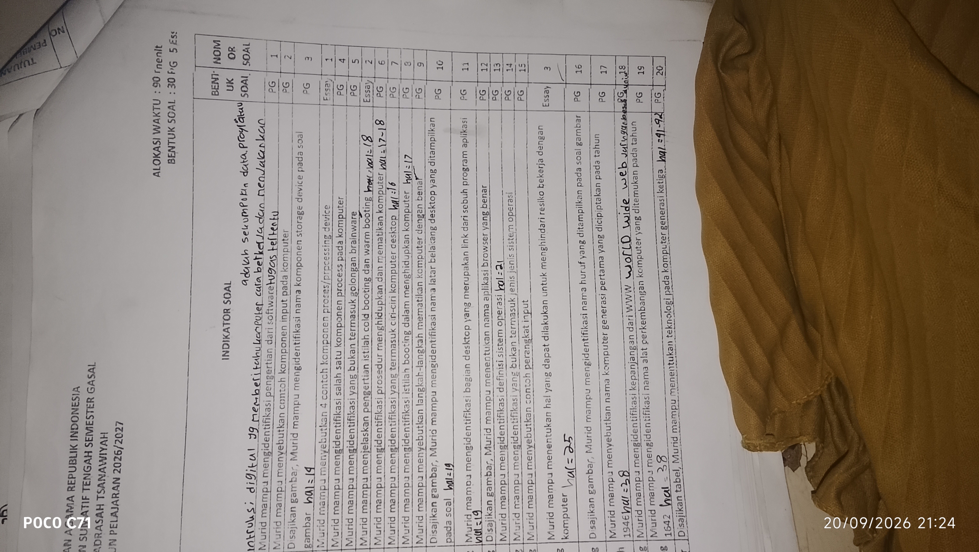 Photo d'un cours de  Examen Informatique Mi-Semestre