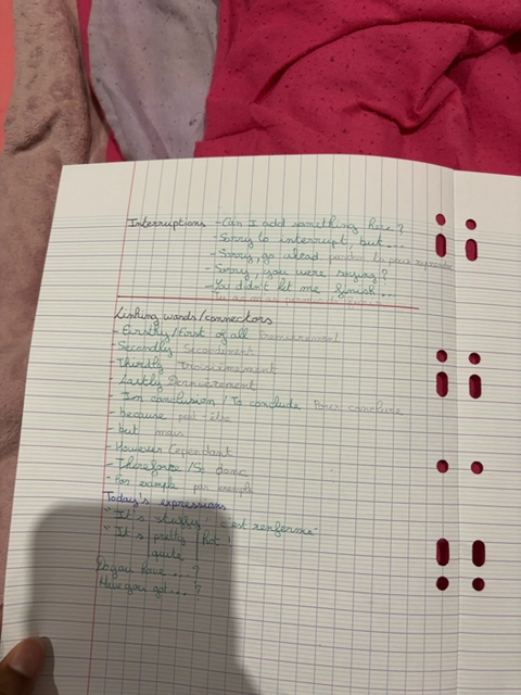 Photo d'un cours de  Expressions et mots de liaison