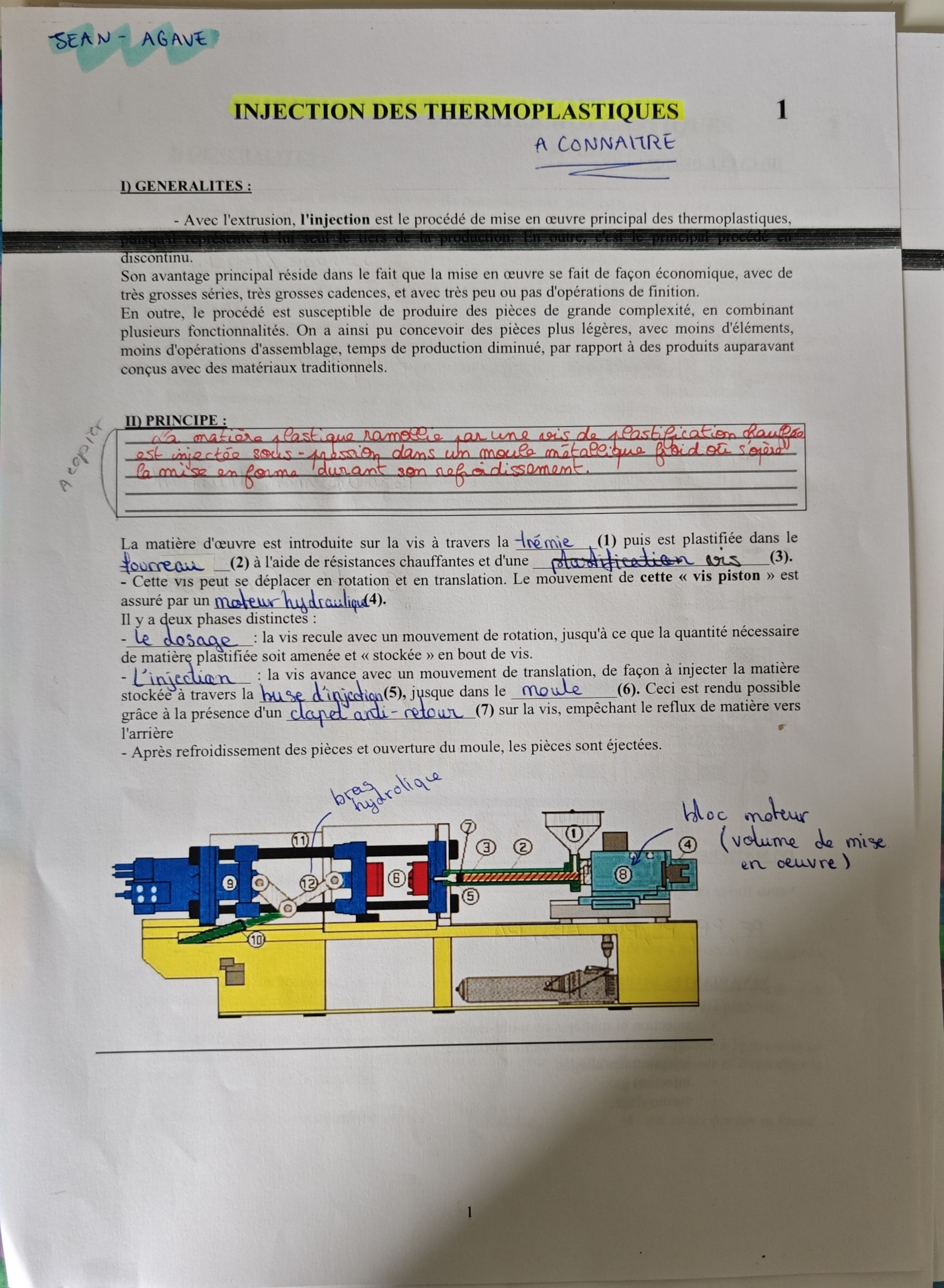 Photo d'un cours de  Injection des Thermoplastiques : Guide