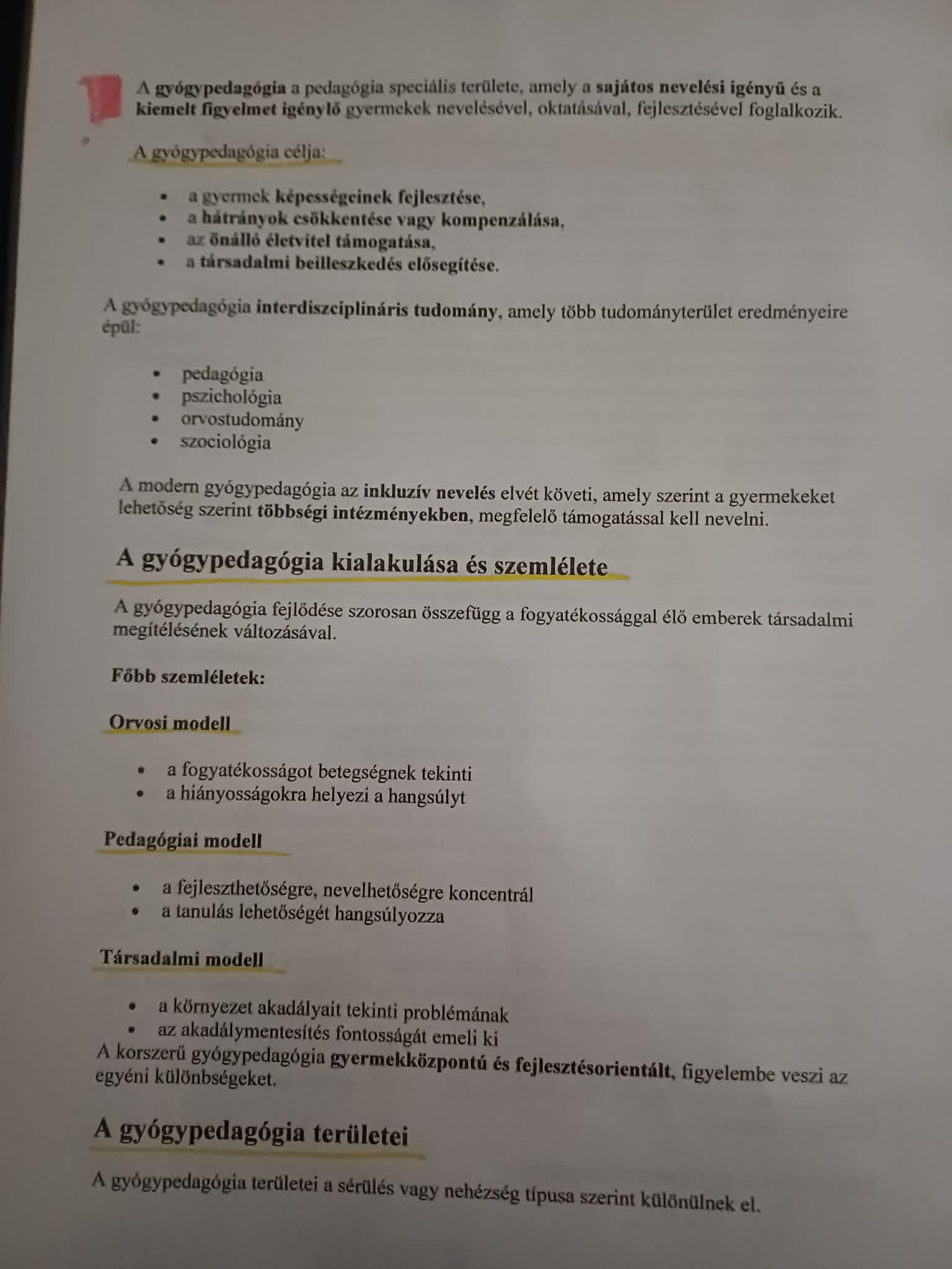 Photo d'un cours de  Introduction à la gyógypedagógia
