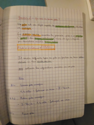 Photo d'un cours de  Introduction aux piles électriques