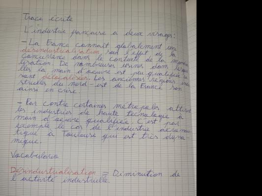 Photo d'un cours de  L'industrie française : deux visages