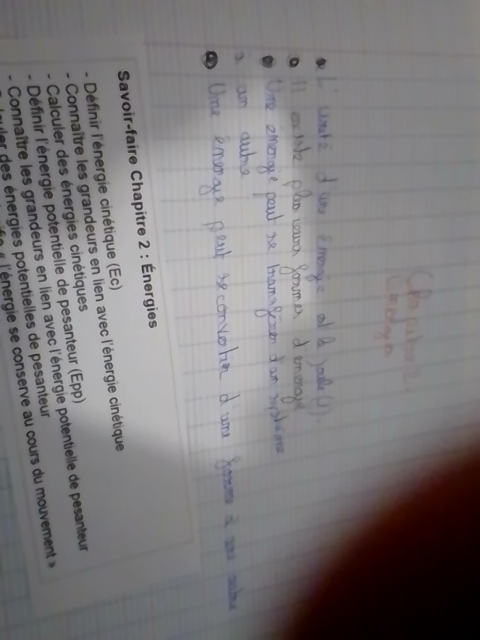 Photo d'un cours de  Énergie Cinétique et Potentielle