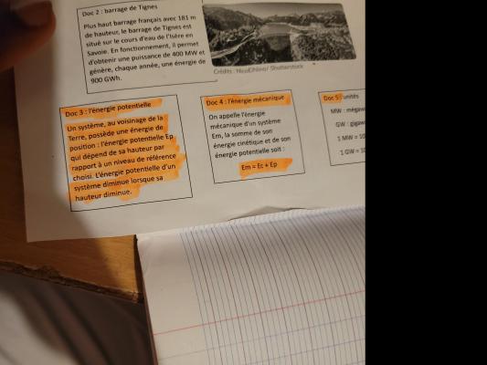 Photo d'un cours de  Énergie et Barrage de Tignes