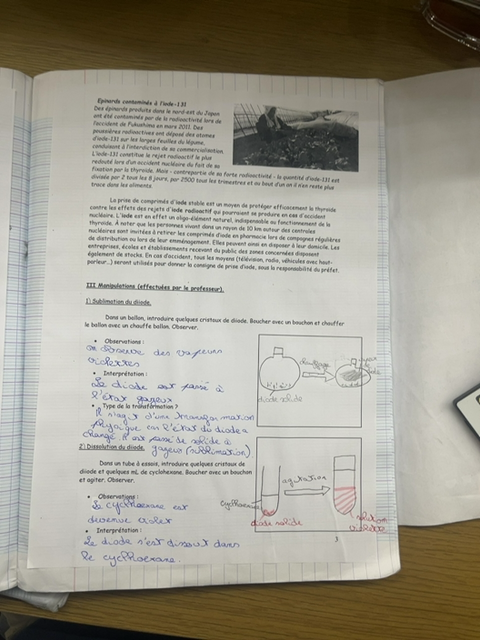 Photo d'un cours de  Utilisation et manipulation de l'iode